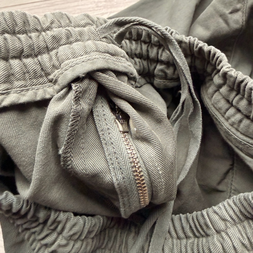 green-grey carhartt wip flint pants - size medium - Picture 4 of 4